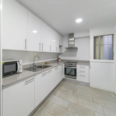 4 Bedroom In Costa Brava Apartment L'Escala