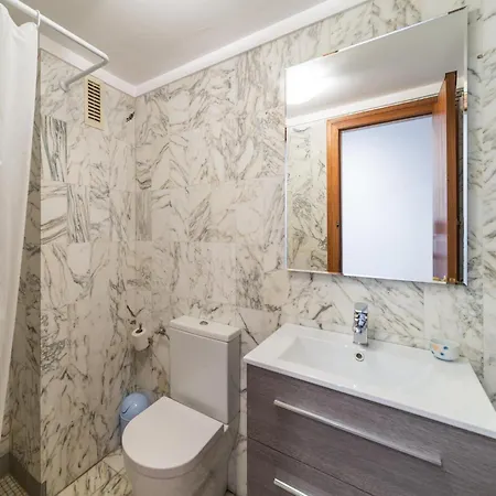 Apartment 4 Bedroom In Costa Brava *